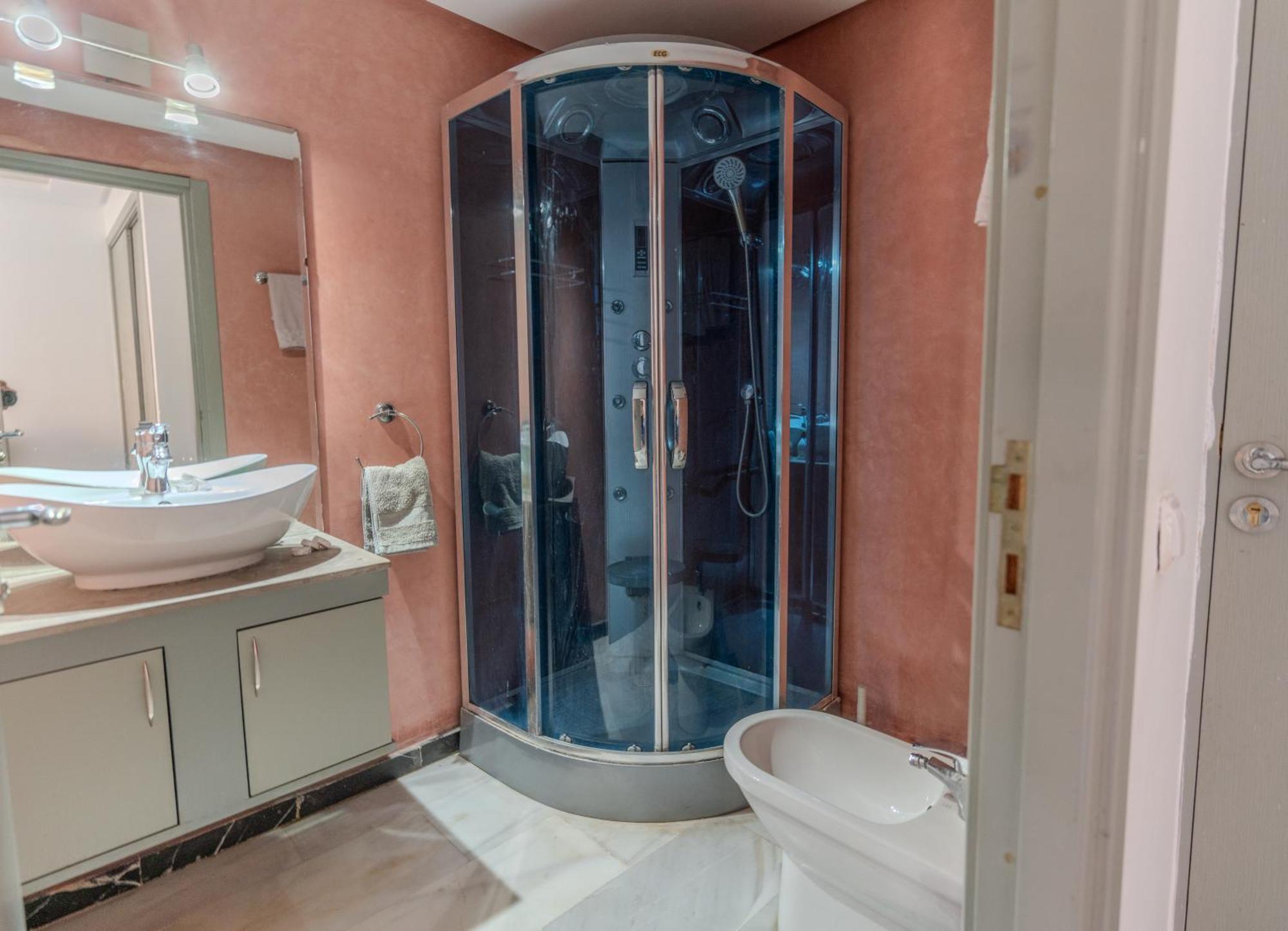 Bel Appartement Au Coeur De Gueliz マラケシュ エクステリア 写真